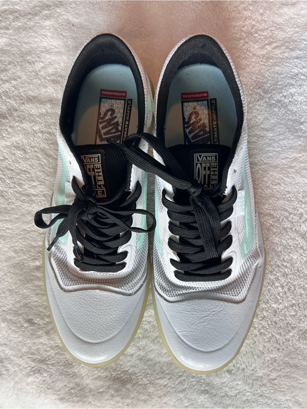 Vans AVE 2.0 White/Black/Mint Size 9/10.5